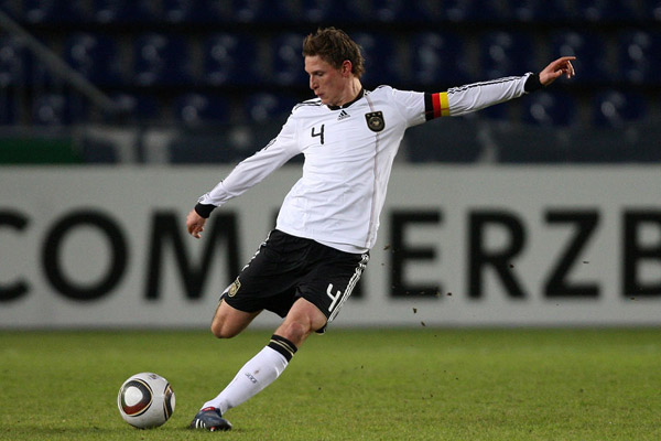 关于奥地利队横扫德国队，奥恰洛夫刷新纪录的信息