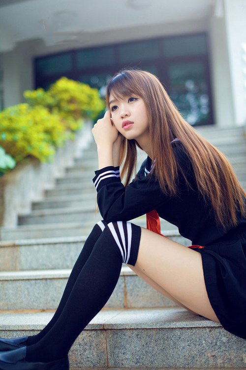 球场双城记，从马赛的硬仗之王到佛罗伦萨的喧嚣警示
