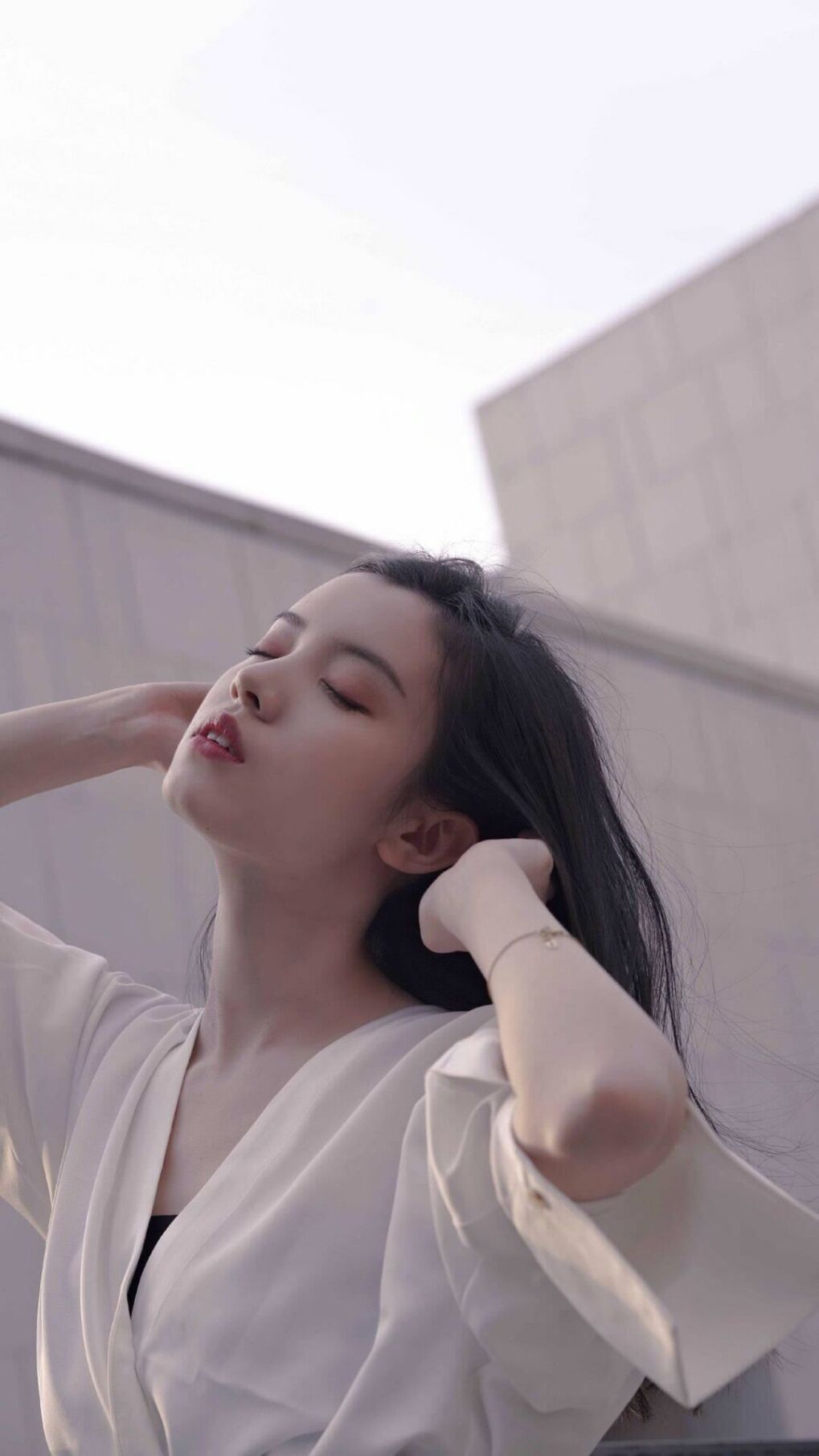 双重突围，拜仁破药厂桎梏，凯塞多欧战封神记